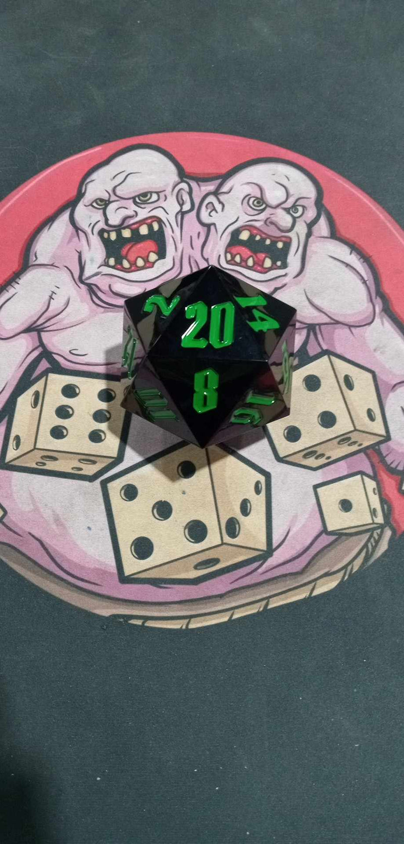Huge 55mm D20 - Black/Green
