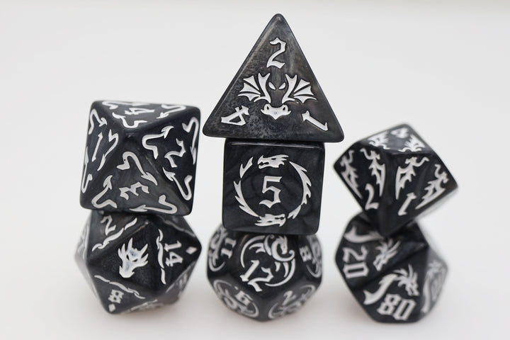 FBG2652 Drake's Flight: Nightmare (Polyhedral Dice Set)