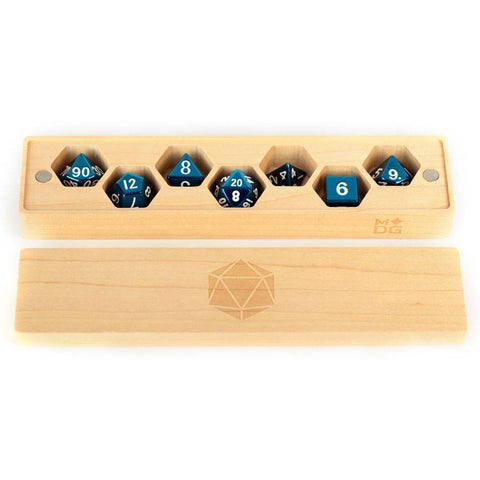 MET814 MDG Dice Vault: Maple Wood