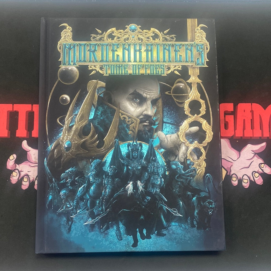 Dungeons & Dragons Mordenkainen's Tome of Foes Cover)