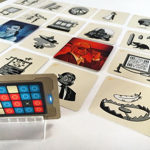 Codenames: Pictures